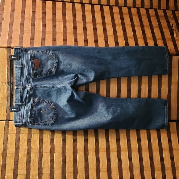 Wrangler retro slim straight jeans - Picture 3 of 8